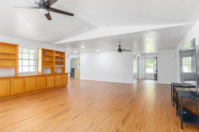10002 NW 6TH PLACE, Gainesville, FL 32607