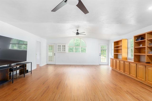 10002 NW 6TH PLACE, Gainesville, FL 32607