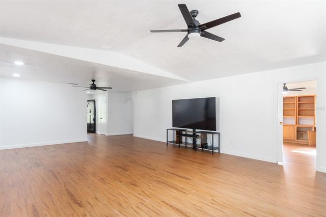 10002 NW 6TH PLACE, Gainesville, FL 32607