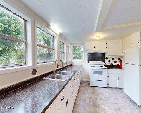 508 North Irish Street, Greeneville, TN 37745