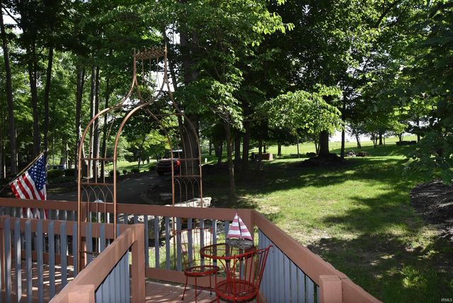9392 S Harbour Pointe Drive, Bloomington, IN 47401