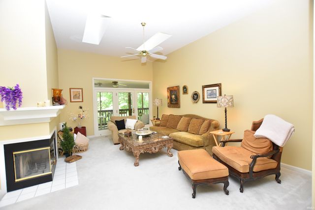 9392 S Harbour Pointe Drive, Bloomington, IN 47401