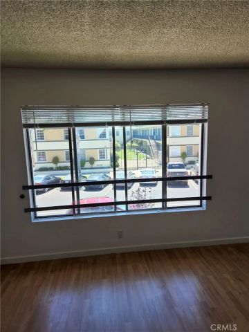 1525 E 2nd Street 6, Long Beach, CA 90802