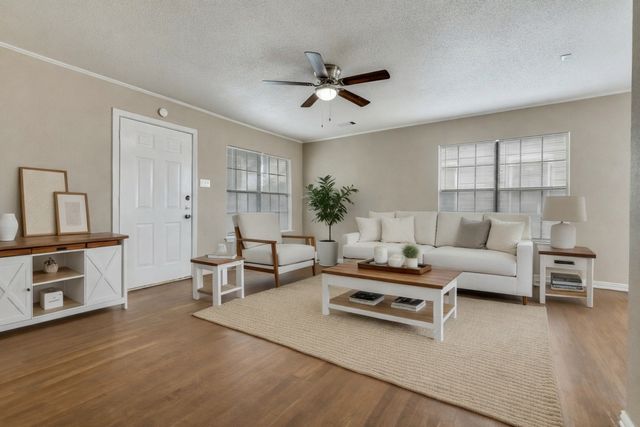 2427 Hudspeth Avenue, Dallas, TX 75216