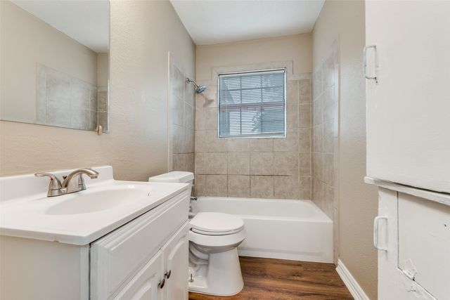 2427 Hudspeth Avenue, Dallas, TX 75216