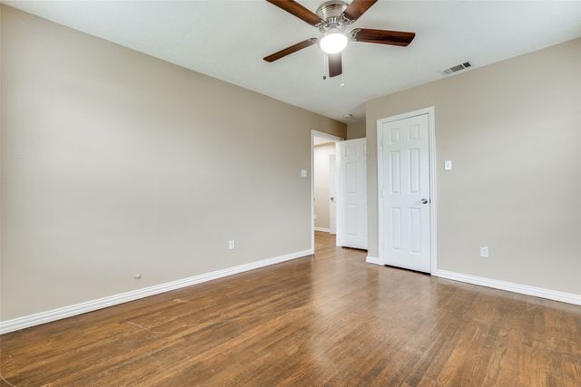 2427 Hudspeth Avenue, Dallas, TX 75216