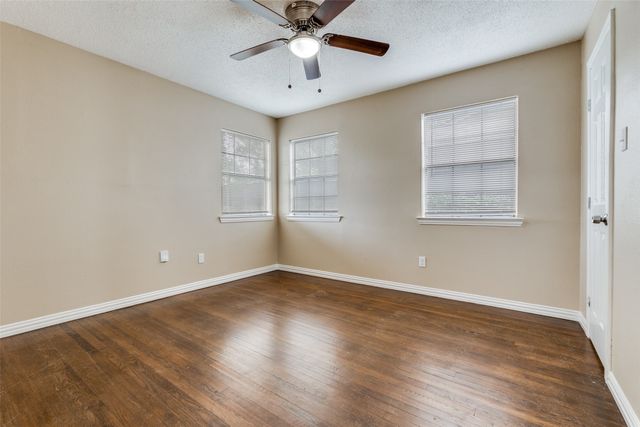 2427 Hudspeth Avenue, Dallas, TX 75216