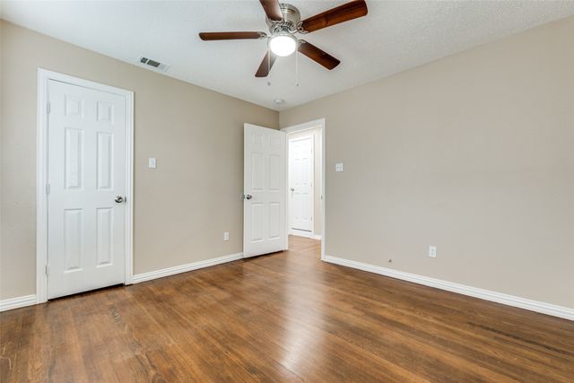 2427 Hudspeth Avenue, Dallas, TX 75216