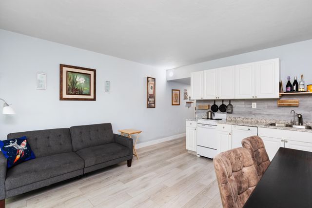 505 NE 20th Avenue 112, Deerfield Beach, FL 33441