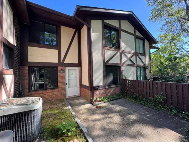 233 Sagamore Hills Drive, Port Jefferson Station, NY 11776