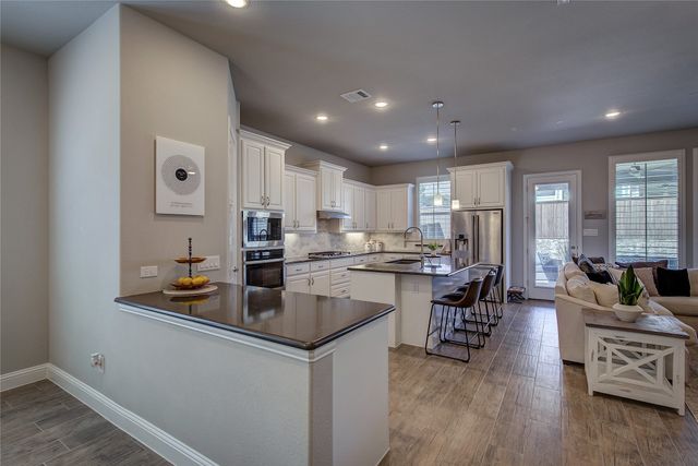 7601 Redondo Drive, Rowlett, TX 75088