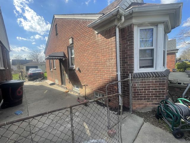 6761 Archdale Street, Detroit, MI 48228