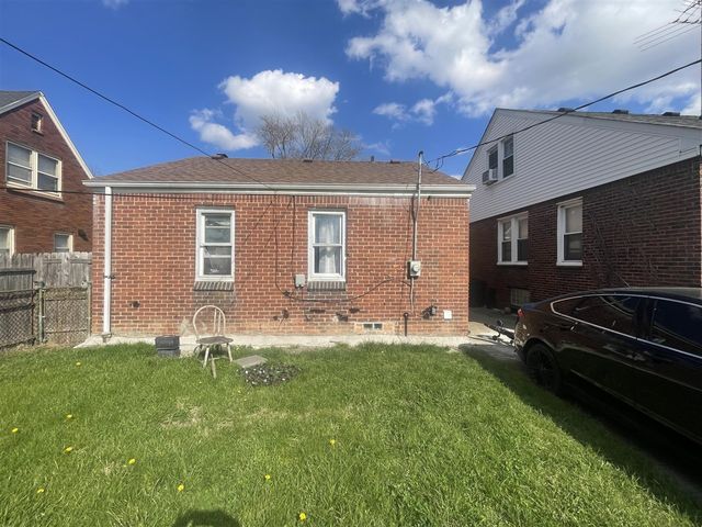 6761 Archdale Street, Detroit, MI 48228