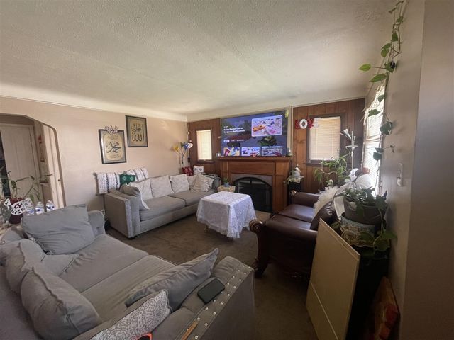 6761 Archdale Street, Detroit, MI 48228