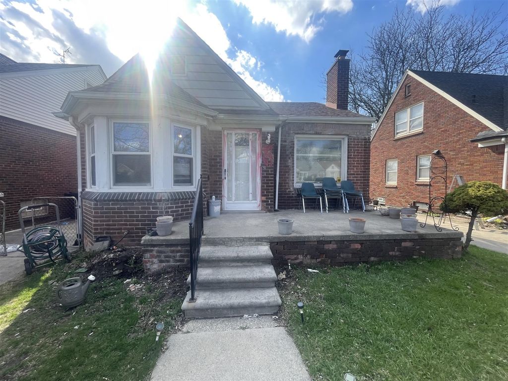 6761 Archdale Street, Detroit, MI 48228