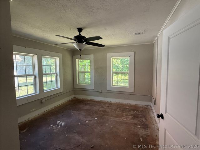 803 W Wichita Avenue, Cleveland, OK 74020