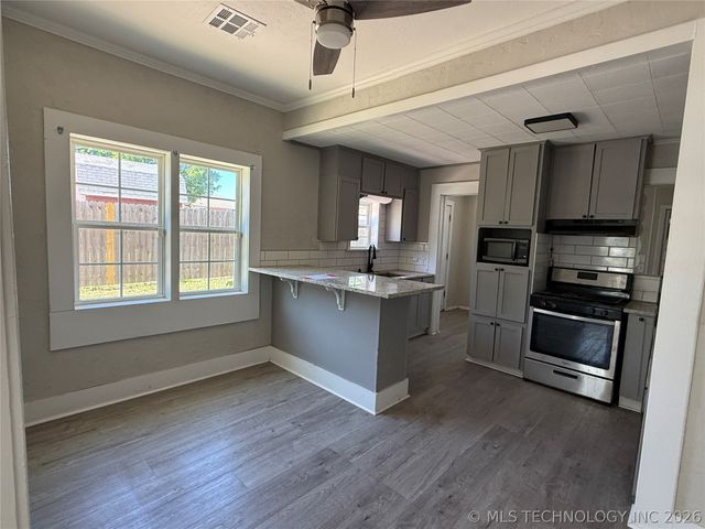 803 W Wichita Avenue, Cleveland, OK 74020