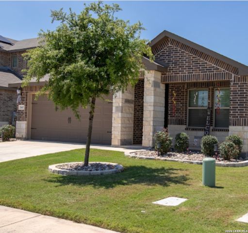 3045 Beringer Blvd, Schertz, TX 78154