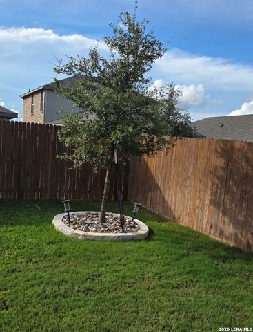 3045 Beringer Blvd, Schertz, TX 78154