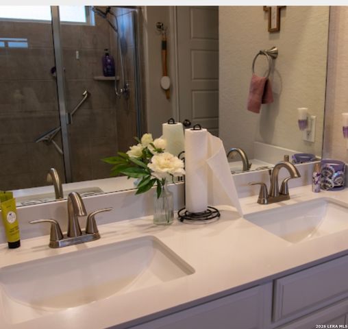 3045 Beringer Blvd, Schertz, TX 78154