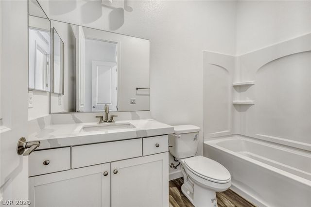 90 Ibiza Lake Drive, Henderson, NV 89011