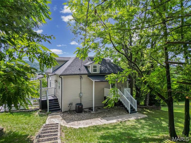 222 N 2nd Street, De Soto, MO 63020