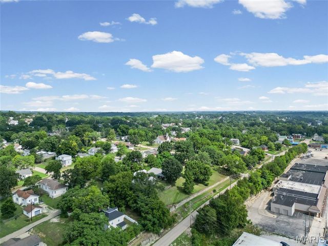 222 N 2nd Street, De Soto, MO 63020