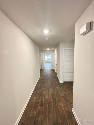 2347 Kirkwood Dr, Cantonment, FL 32533