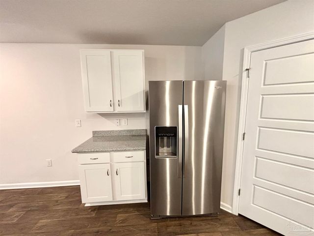 2347 Kirkwood Dr, Cantonment, FL 32533