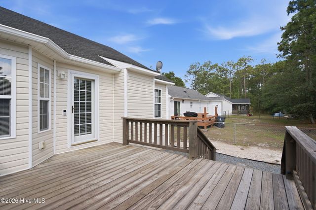 324 Ash Road, Southport, NC 28461