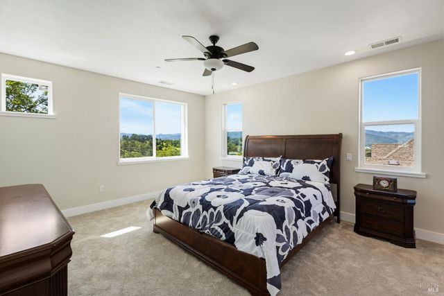 400 Tehuacan Rd, Ukiah, CA 95482