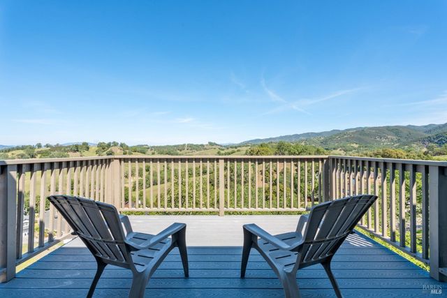 400 Tehuacan Rd, Ukiah, CA 95482