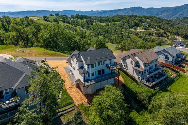 400 Tehuacan Rd, Ukiah, CA 95482