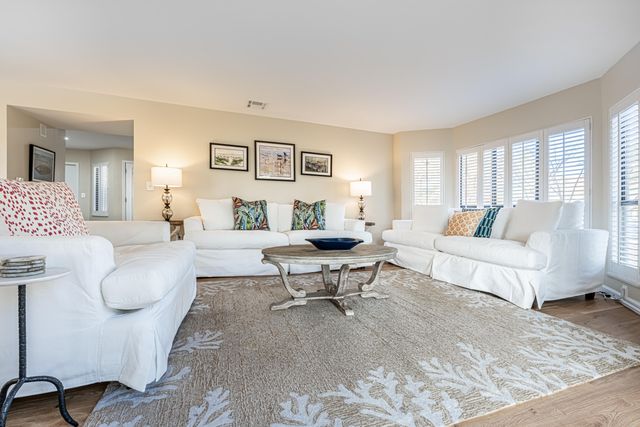 287 W Sandestin Boulevard, Miramar Beach, FL 32550