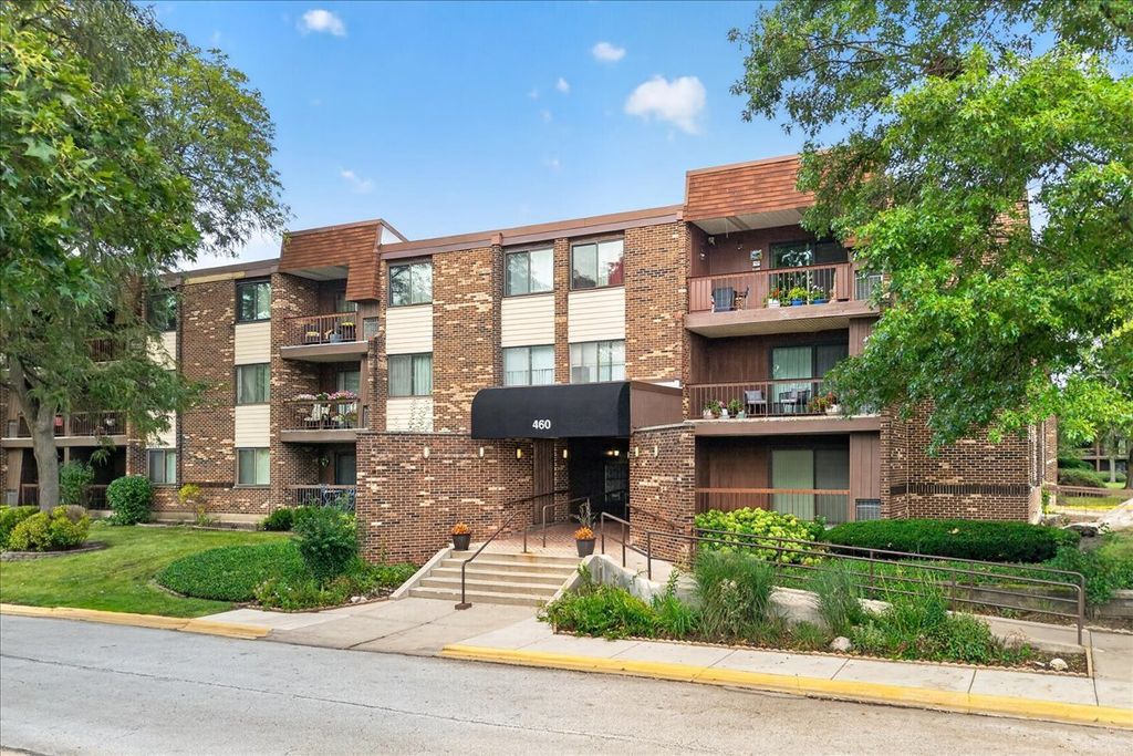 460 Raintree Court 1H, Glen Ellyn, IL 60137