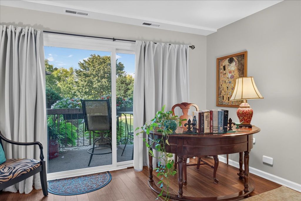 460 Raintree Court 1H, Glen Ellyn, IL 60137 — photo 3