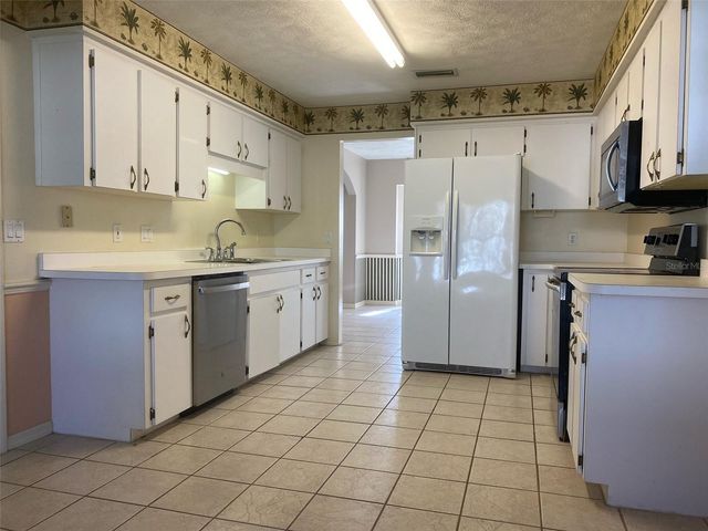 5881 SW 86TH PLACE, Ocala, FL 34476