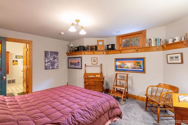 6 Pebble Beach Circle, Madison, WI 53717