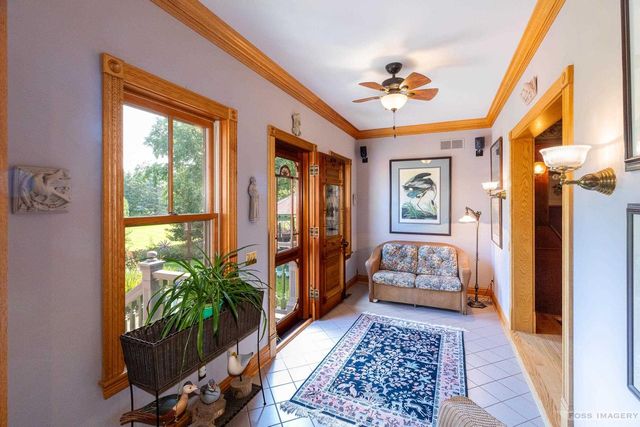 6 Pebble Beach Circle, Madison, WI 53717