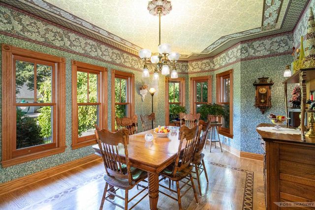 6 Pebble Beach Circle, Madison, WI 53717