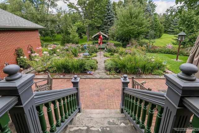 6 Pebble Beach Circle, Madison, WI 53717