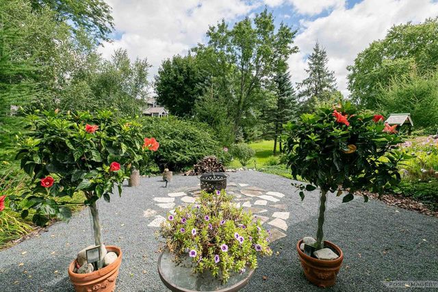 6 Pebble Beach Circle, Madison, WI 53717