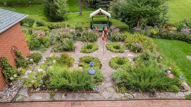 6 Pebble Beach Circle, Madison, WI 53717