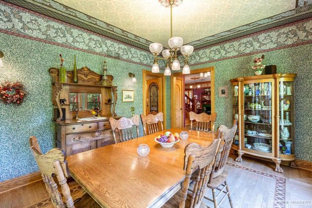 6 Pebble Beach Circle, Madison, WI 53717