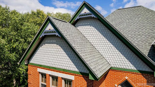 6 Pebble Beach Circle, Madison, WI 53717