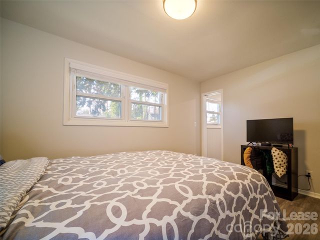 2515 Thornton Road, Charlotte, NC 28208