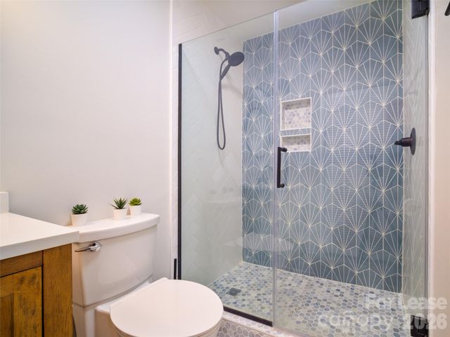 2515 Thornton Road, Charlotte, NC 28208