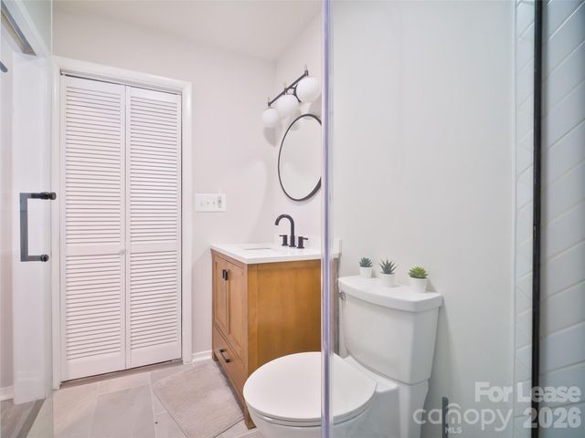 2515 Thornton Road, Charlotte, NC 28208