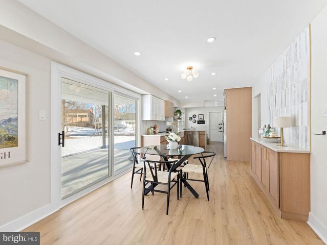 244 EVERGREEN DR, Willingboro, NJ 08046