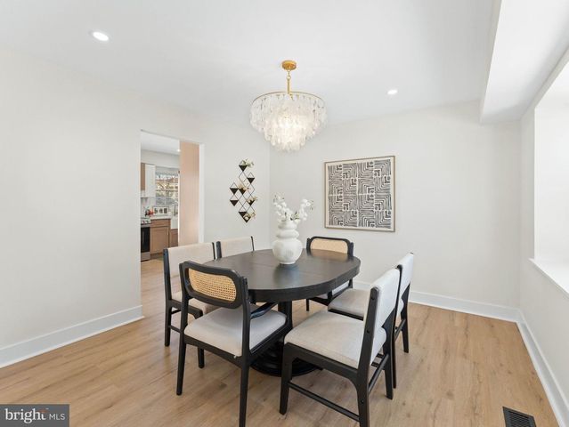 244 EVERGREEN DR, Willingboro, NJ 08046